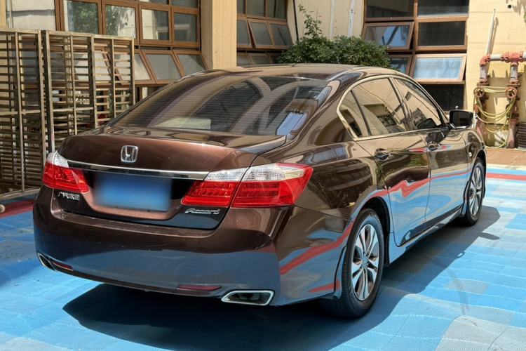 Used Honda Accord 2015 2.0L LX Comfort Edition Exterior 7