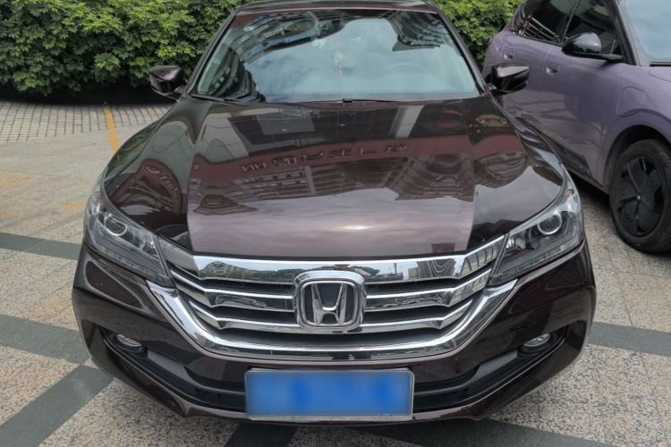 Used Honda Accord 2015 2.0L LX Comfort Edition Front