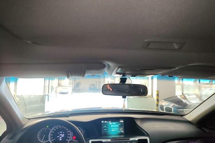 Used Honda Accord 2015 2.0L LX Comfort Edition Headliner