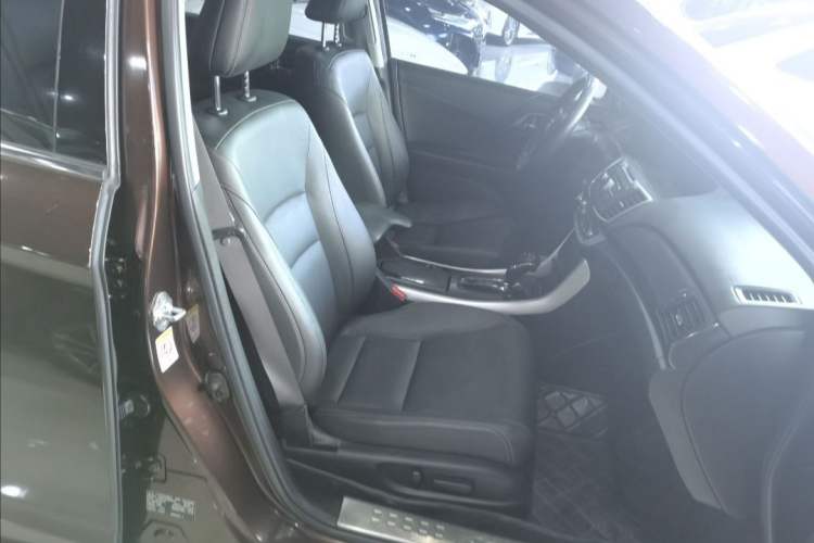 Used Honda Accord 2015 2.0L LXS Elite Edition Interior 6