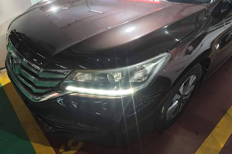 Used Honda Accord 2015 2.0L LX Comfort Edition Left Front Headlight