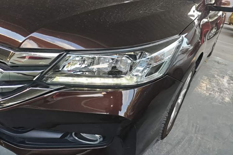 Used Honda Accord 2015 2.4L EX Luxury Edition Left Front Headlight