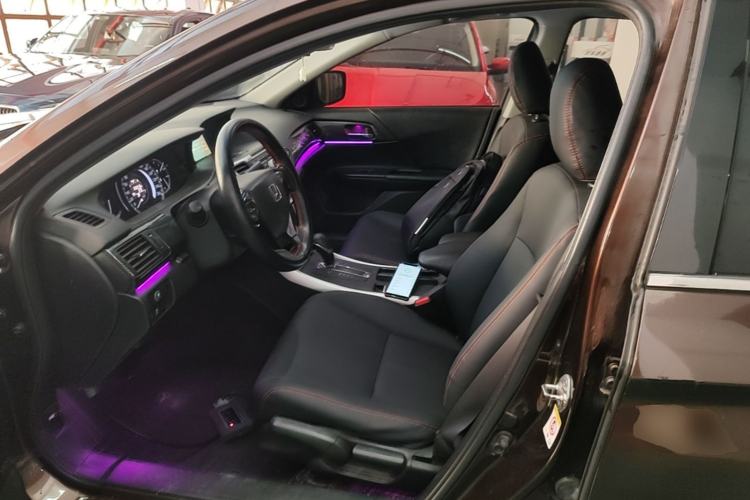 Used Honda Accord 2015 2.0L LX Comfort Edition Left Front Seat