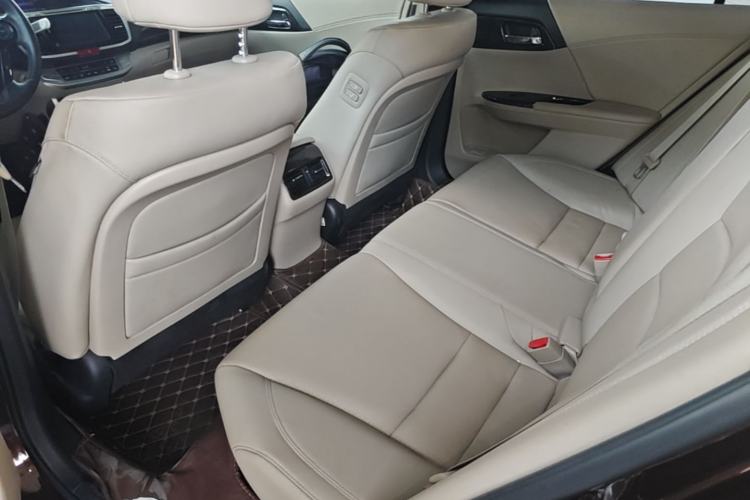 Used Honda Accord 2015 2.4L EX Luxury Edition Left Rear Seat