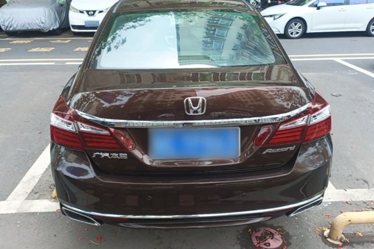 Used Honda Accord 2015 2.0L EX Luxury Edition Rear