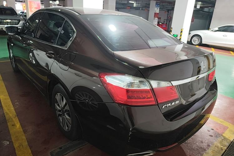 Used Honda Accord 2015 2.0L LX Comfort Edition Rear Left 45 Deg