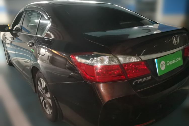 Used Honda Accord 2015 2.0L LX Comfort Edition Rear Left 45 Deg