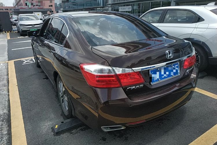 Used Honda Accord 2015 2.0L LX Comfort Edition Rear Left 45 Deg