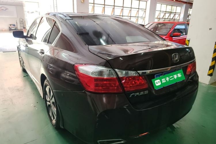 Used Honda Accord 2015 2.0L LX Comfort Edition Rear Left 45 Deg