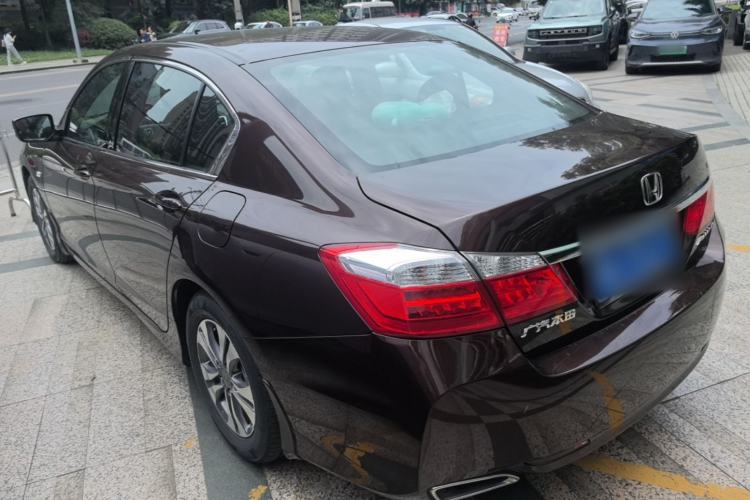 Used Honda Accord 2015 2.0L LX Comfort Edition Rear Left 45 Deg