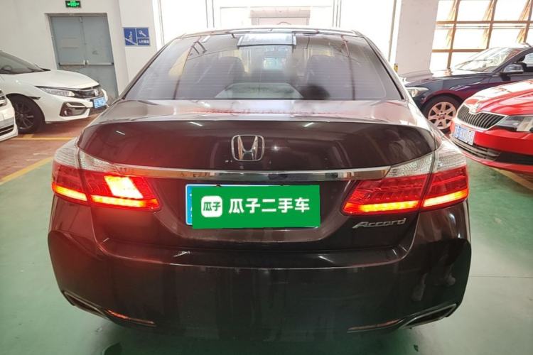 Used Honda Accord 2015 2.0L LX Comfort Edition Rear