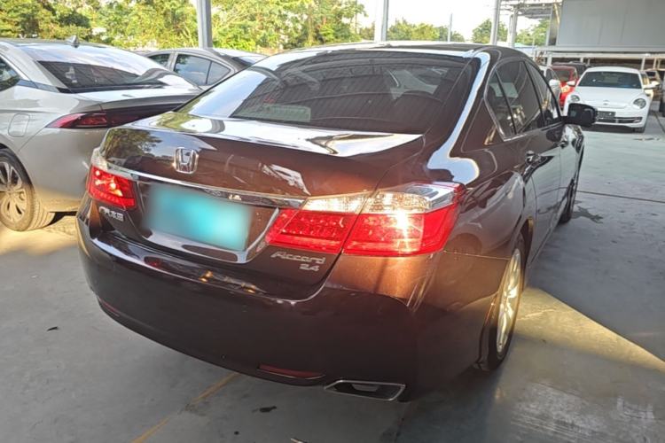 Used Honda Accord 2015 2.4L EX Luxury Edition Rear Right 45 Deg