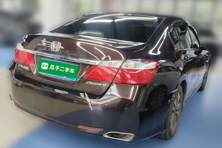 Used Honda Accord 2015 2.0L LX Comfort Edition Rear Right 45 Deg
