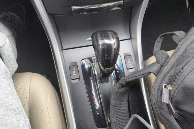 Used Honda Accord 2015 2.0L LXS Elite Edition Gear Lever