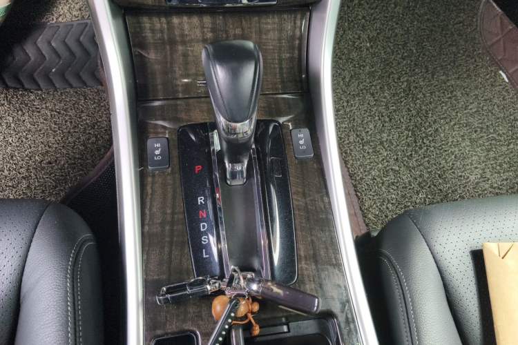 Used Honda Accord 2015 2.4L EX Luxury Edition Gear Lever