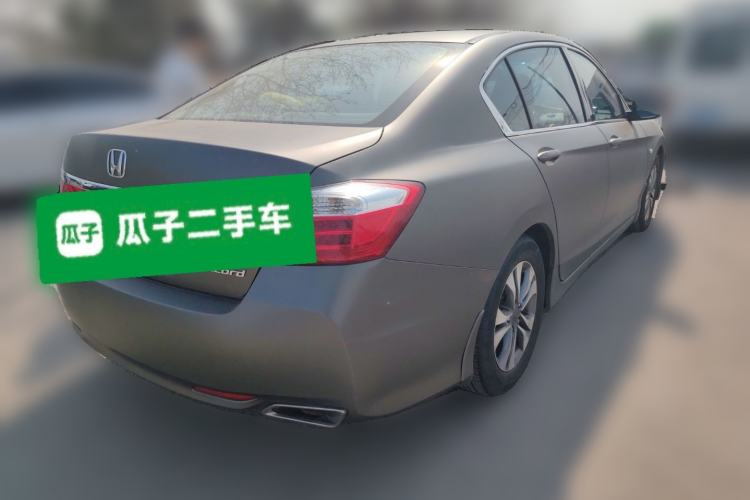 Used Honda Accord 2015 2.0L LX Comfort Edition Rear Right 45 Deg