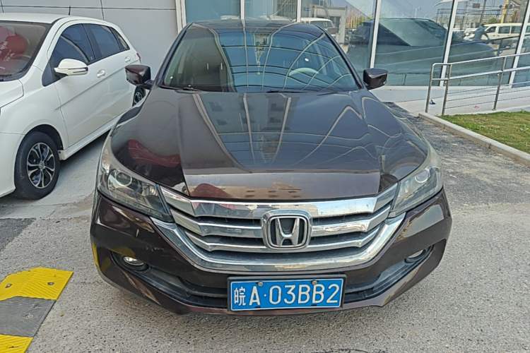 Used Honda Accord 2015 2.0L LX Comfort Edition Front