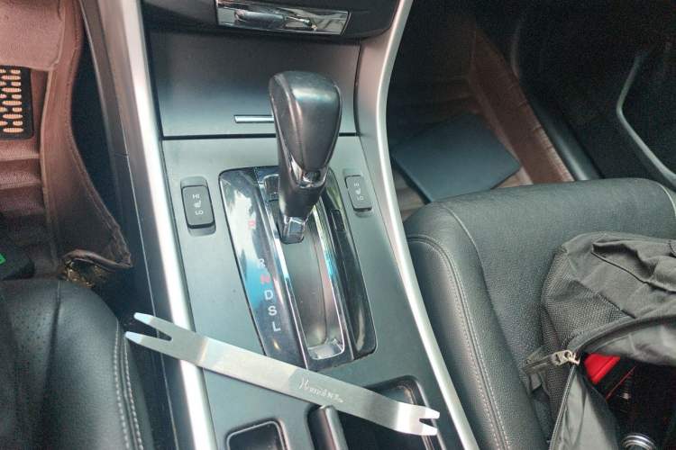 Used Honda Accord 2015 2.0L LXS Elite Edition Gear Lever