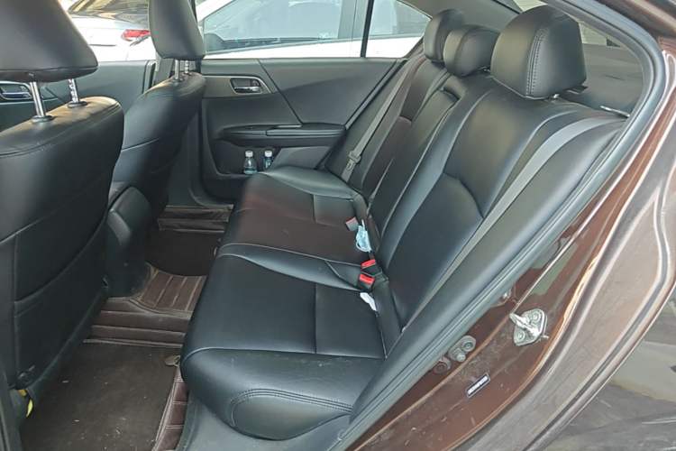 Used Honda Accord 2015 2.0L LX Comfort Edition Left Rear Seat