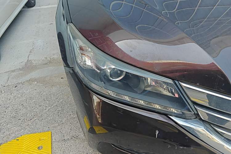 Used Honda Accord 2015 2.0L LX Comfort Edition Right Front Headlight