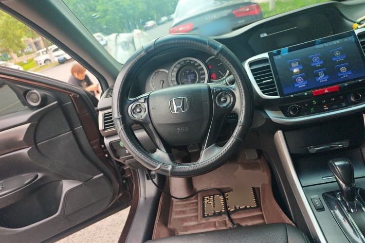 Used Honda Accord 2015 2.0L LXS Elite Edition Steering Wheel