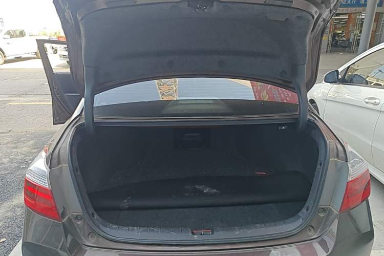 Used Honda Accord 2015 2.0L LX Comfort Edition Trunk