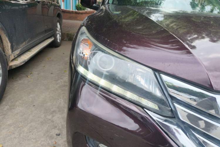 Used Honda Accord 2015 2.0L LXS Elite Edition Right Front Headlight