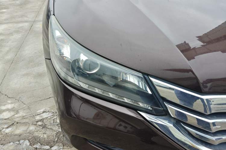 Used Honda Accord 2015 2.0L LX Comfort Edition Right Front Headlight