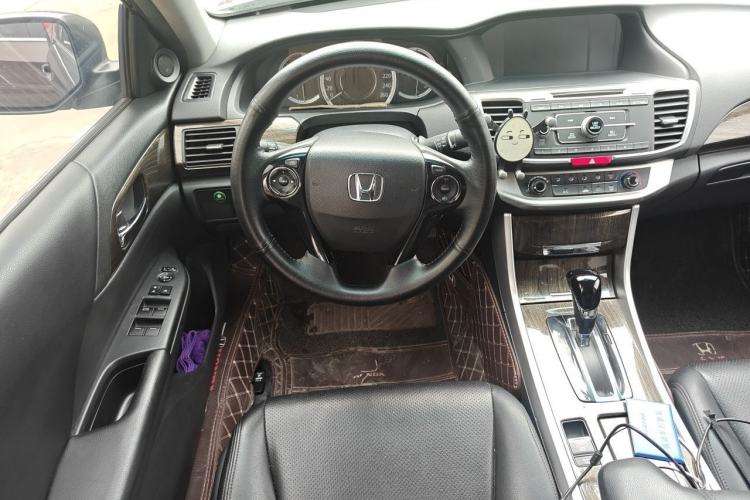 Used Honda Accord 2015 2.0L LX Comfort Edition Steering Wheel