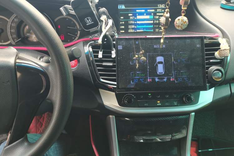 Used Honda Accord 2015 2.0L LX Comfort Edition Audio And AC Panel