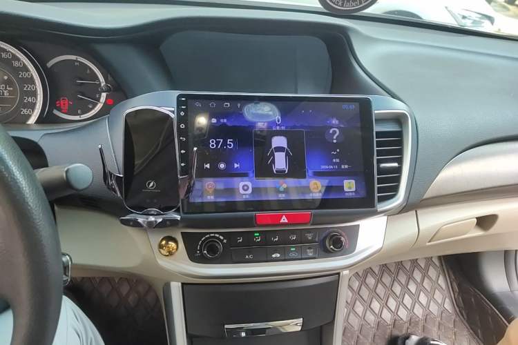 Used Honda Accord 2015 2.0L LX Comfort Edition Audio And AC Panel