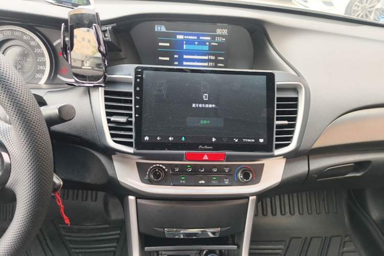 Used Honda Accord 2015 2.0L LX Comfort Edition Audio And AC Panel