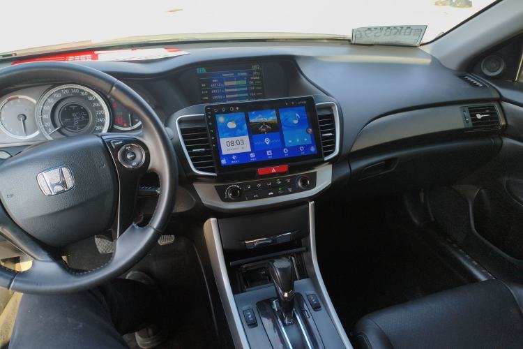 Used Honda Accord 2015 2.0L LXS Elite Edition Center Console