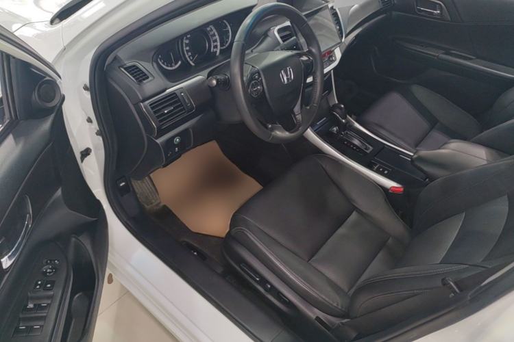 Used Honda Accord 2015 2.0L LXS Elite Edition Driver Seat