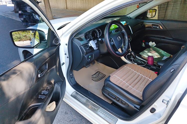 Used Honda Accord 2015 2.0L LXS Elite Edition Driver Seat