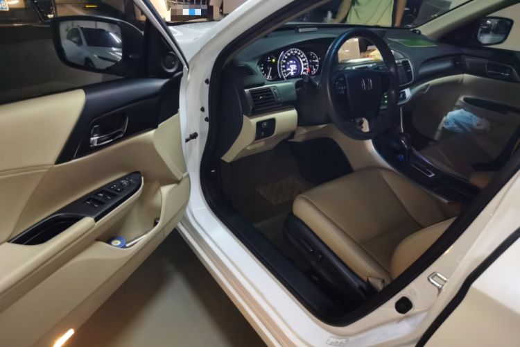 Used Honda Accord 2015 2.0L LXS Elite Edition Driver Seat