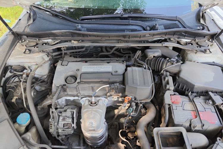 Used Honda Accord 2015 2.4L EX Luxury Edition Engine Bay