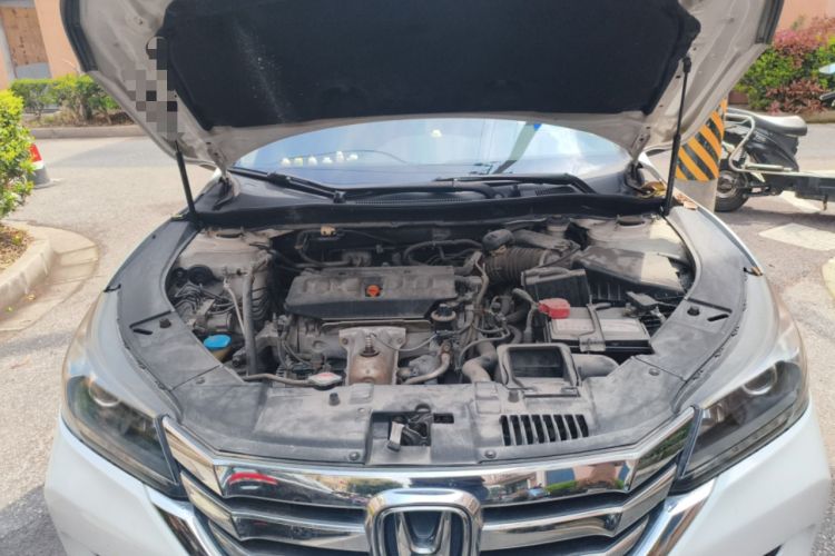 Used Honda Accord 2015 2.0L LXS Elite Edition Engine Bay
