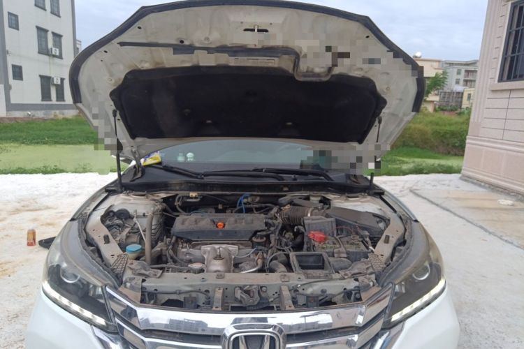Used Honda Accord 2015 2.0L LX Comfort Edition Engine Bay