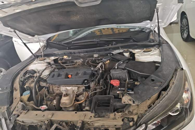 Used Honda Accord 2015 2.0L LX Comfort Edition Engine Bay