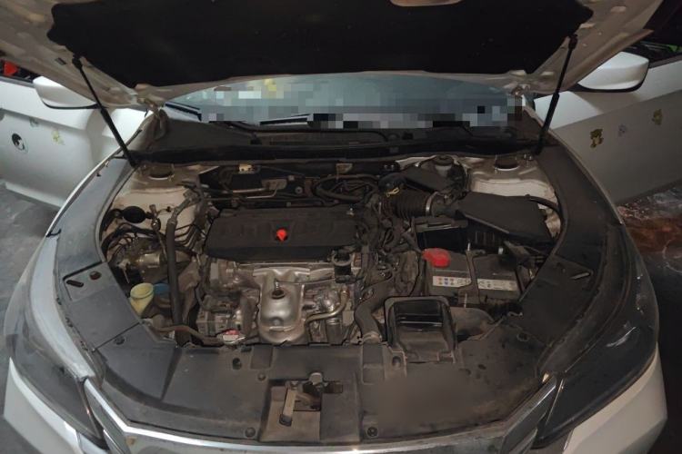 Used Honda Accord 2015 2.0L LX Comfort Edition Engine Bay