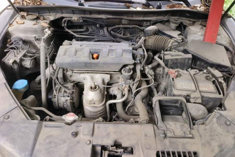 Used Honda Accord 2015 2.0L EX Luxury Edition Engine Bay