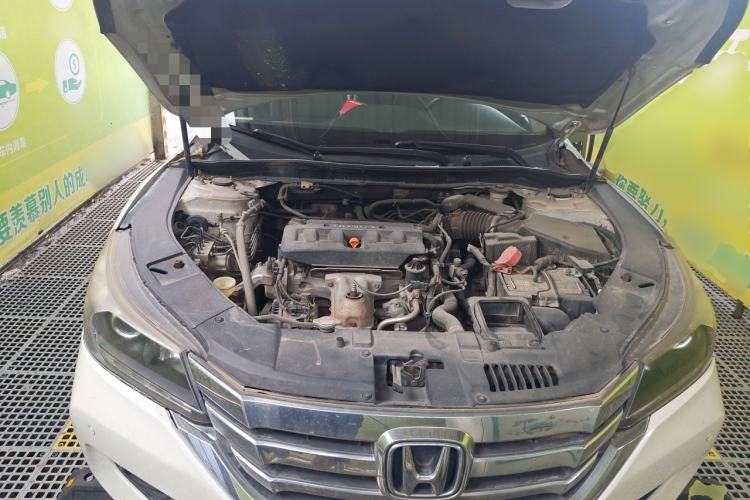 Used Honda Accord 2015 2.0L EX Luxury Edition Engine Bay