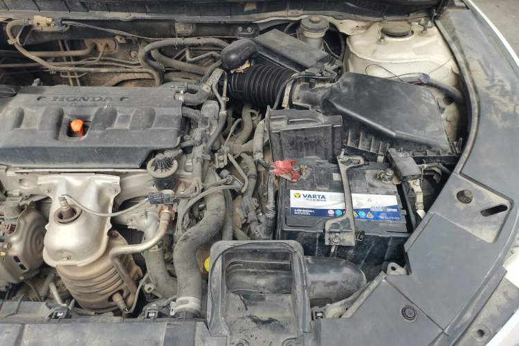 Used Honda Accord 2015 2.0L LX Comfort Edition Engine Bay Left