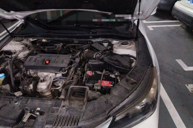 Used Honda Accord 2015 2.0L LX Comfort Edition Engine Bay Left