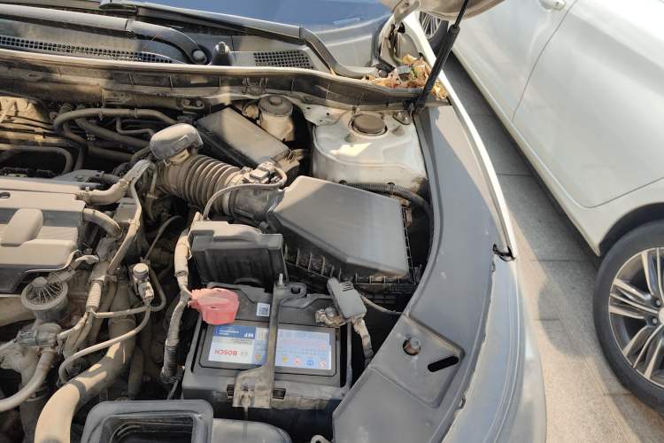 Used Honda Accord 2015 2.0L EX Luxury Edition Engine Bay Left