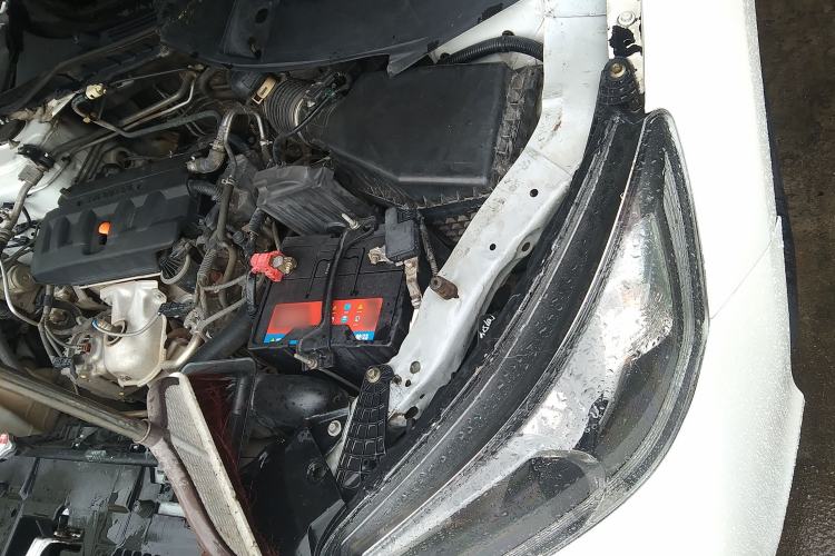 Used Honda Accord 2015 2.0L LXS Elite Edition Engine Bay Left