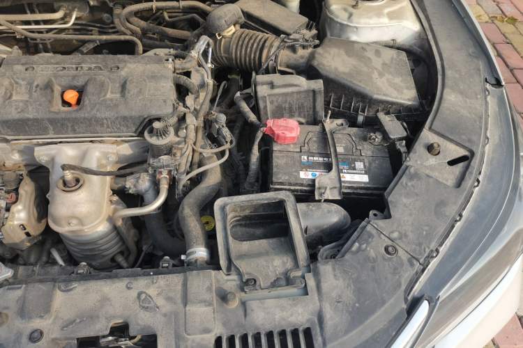 Used Honda Accord 2015 2.0L LXS Elite Edition Engine Bay Left