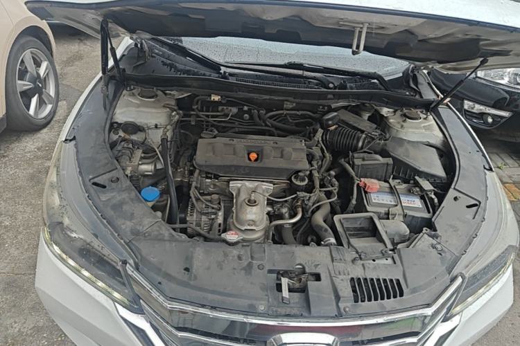 Used Honda Accord 2015 2.0L LXS Elite Edition Engine Bay