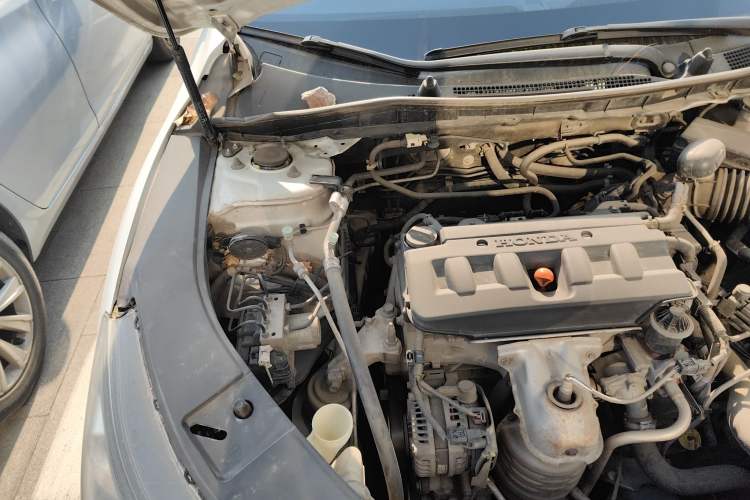 Used Honda Accord 2015 2.0L EX Luxury Edition Engine Bay Right